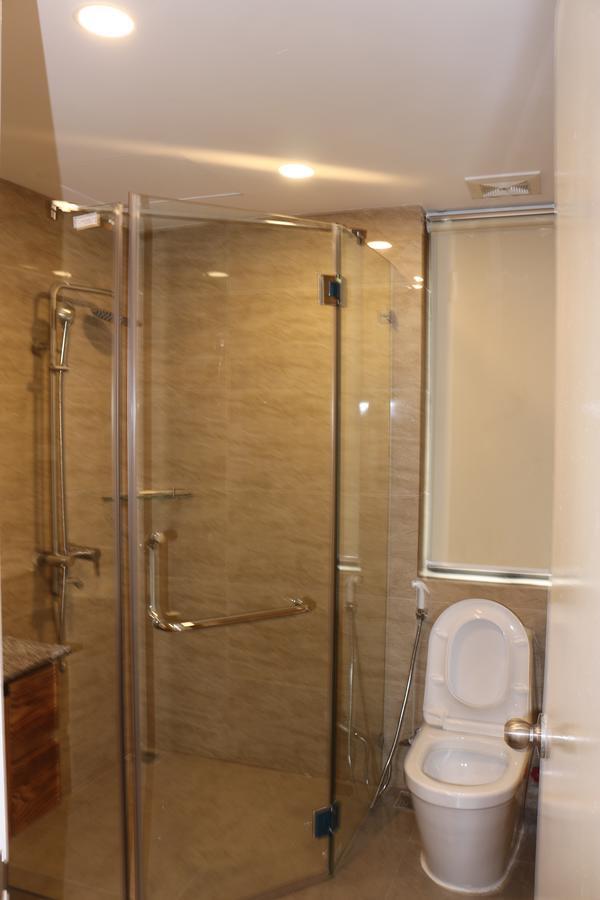 Apartment Davidduc 's Spacious -46 Xom Chua Hanoi
